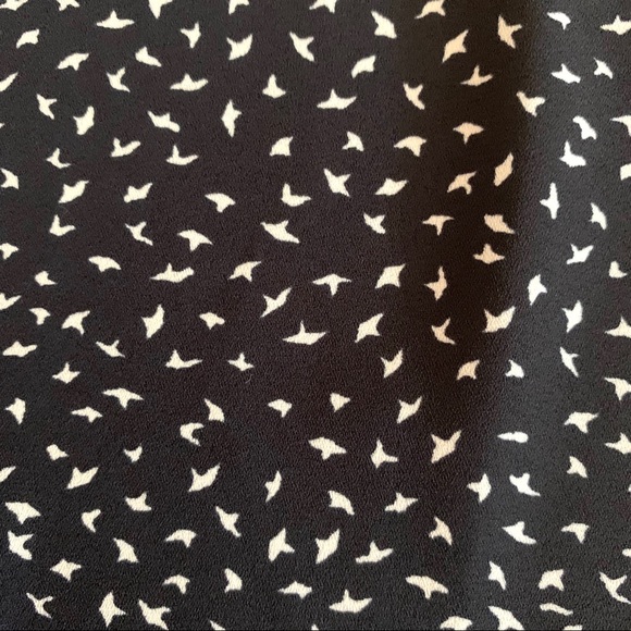 3/$30 Loft Strappy Tank- Navy Bird Print - Size S - Picture 6 of 9